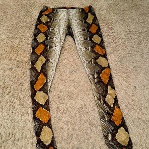 snake skin leggings one size fits all